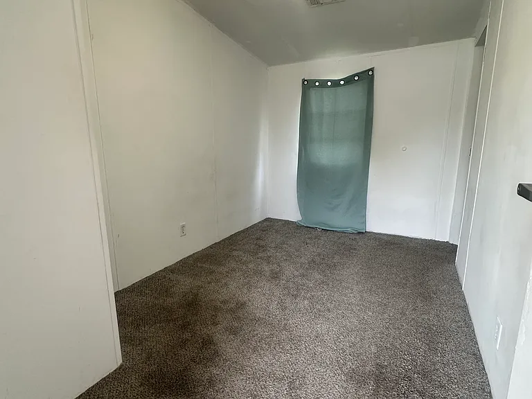 5864 Cartier Rd — Photo 9