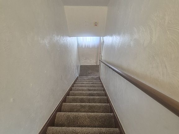 5th image of 145 Stone St