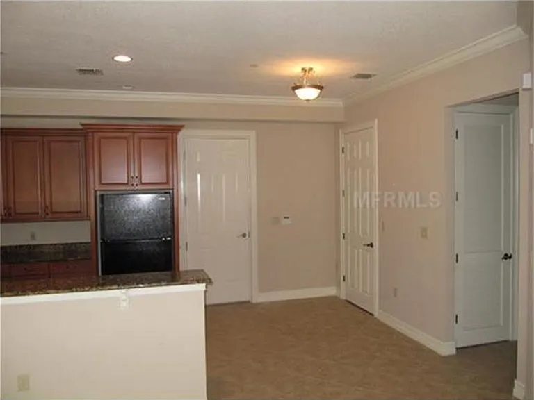 619 Front St #3104 — Photo 7