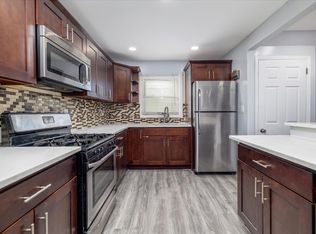 146-41 224th St #1, Springfield Gardens, NY 11413