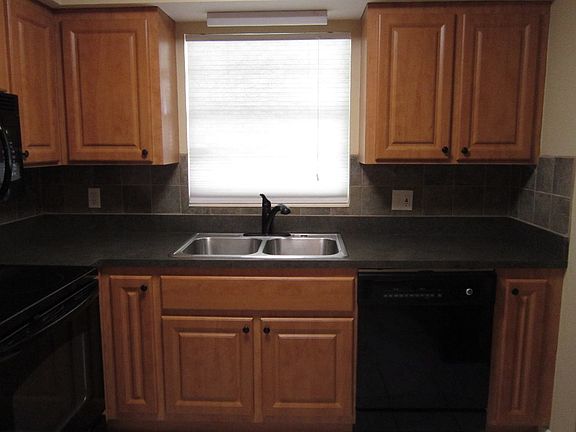 5th image of 1935 37th Ave