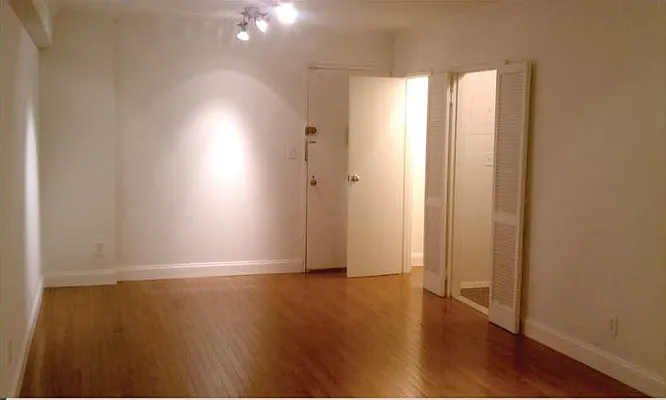 Rented by Manhattan Spaces | media 9