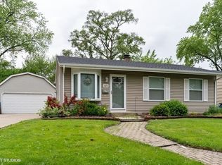 1672 Redwood Ave, Hanover Park, IL 60133