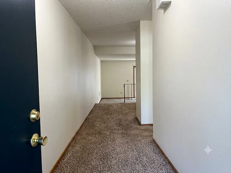 2020-2064 SE Salmon St — Photo 3