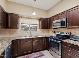 1754 W Camino Estelar, Green Valley, AZ 85622