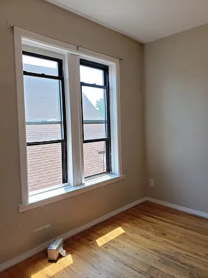 Rented by Signature Property Realty | media 23