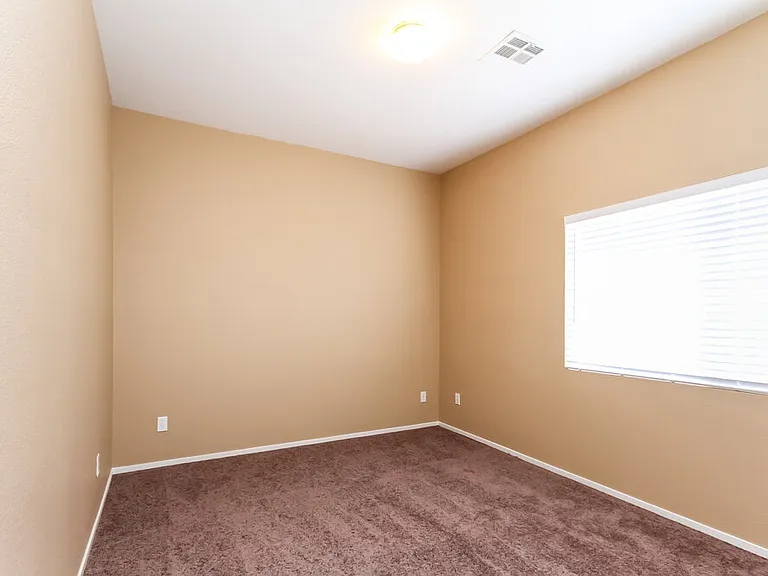 5136 Marsh Butte St — Photo 9