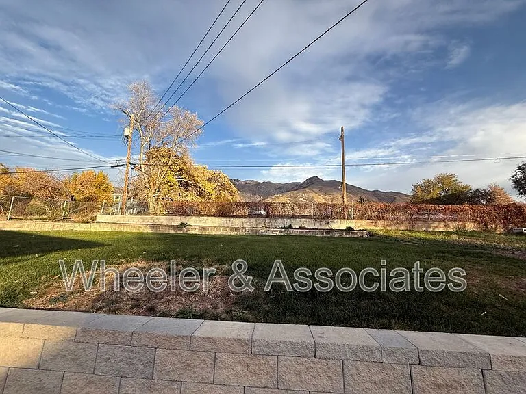 3714-3718 Brinker Ave — Photo 12