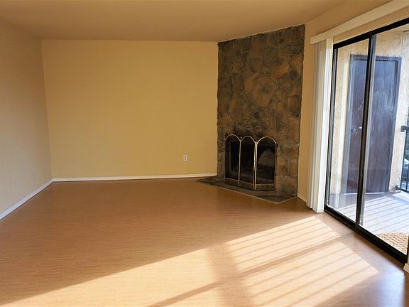 3rd image of 12525 NE 145th Pl APT F109