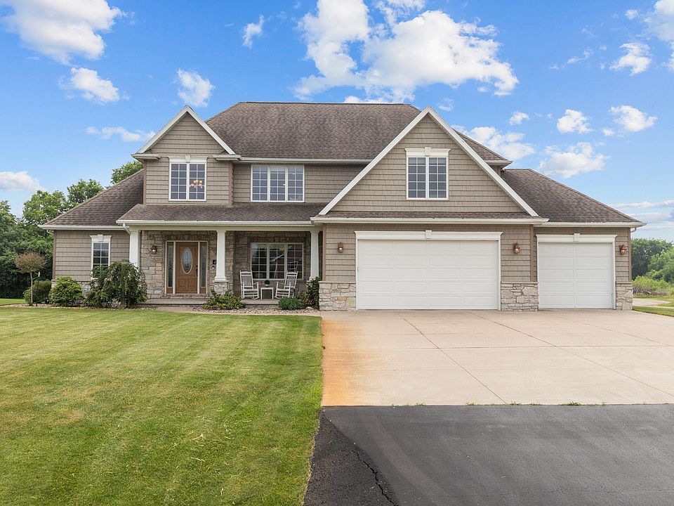 1st image of 493 Dalton Rd