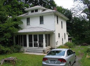 6 Phillips Rd, Poughkeepsie, NY 12603