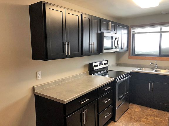 3rd image of 804 24th Ave S APT 2