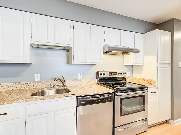 2141 P St NW #801 — Photo 4