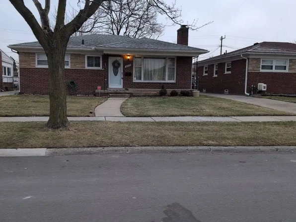 16474 Sprenger Ave, Eastpointe, MI 48021