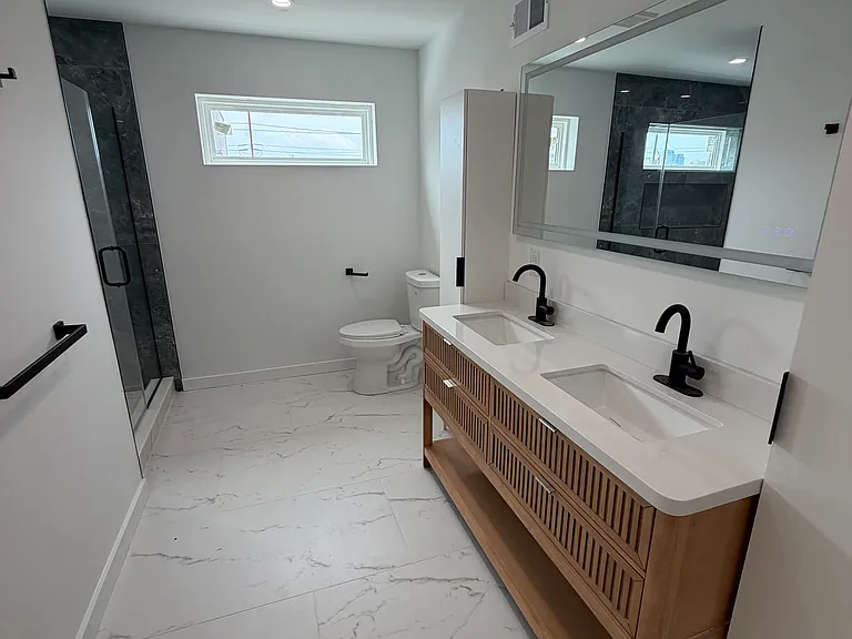 1209 S 26th St — Photo 13