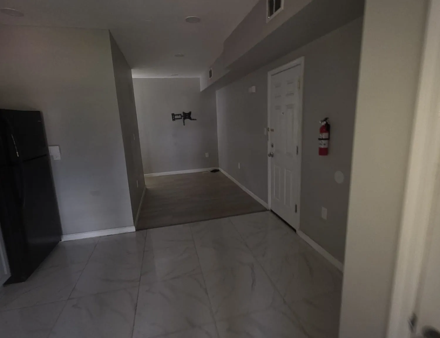 2 bed, $1,800 — Photo 1