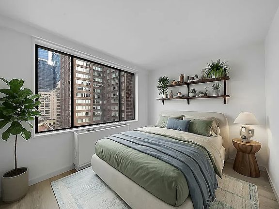 3rd image of 330 W 56th St APT 10G