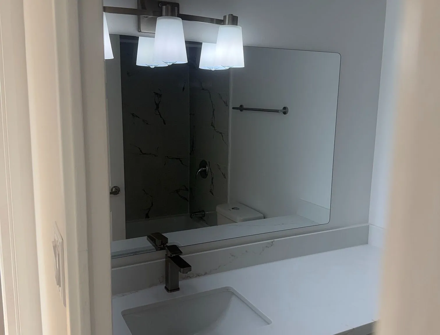 3 bed, $2,800 — Photo 1