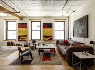 325 1/2 W 16th St APT 4W, New York, NY 10011