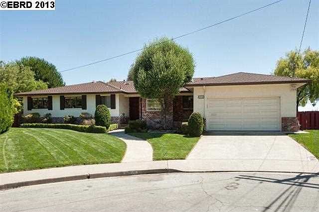 1st image of 2676 Vista Grand Ct