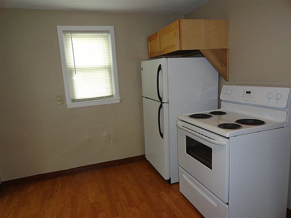 5th image of 1413 S Grant Ave