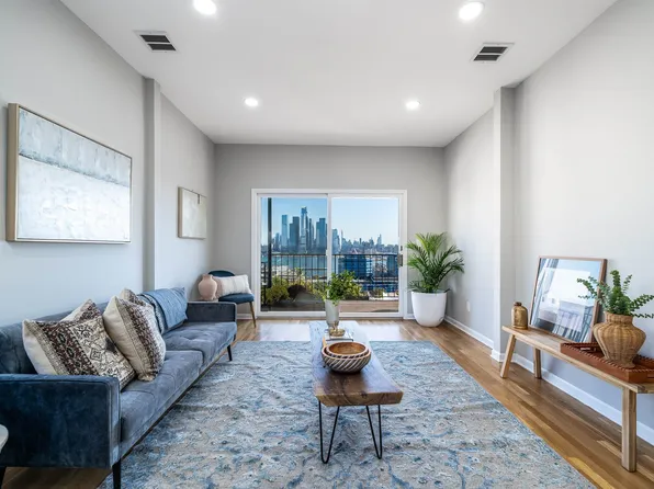 414 Gregory Ave APT 2, Weehawken, NJ 07086