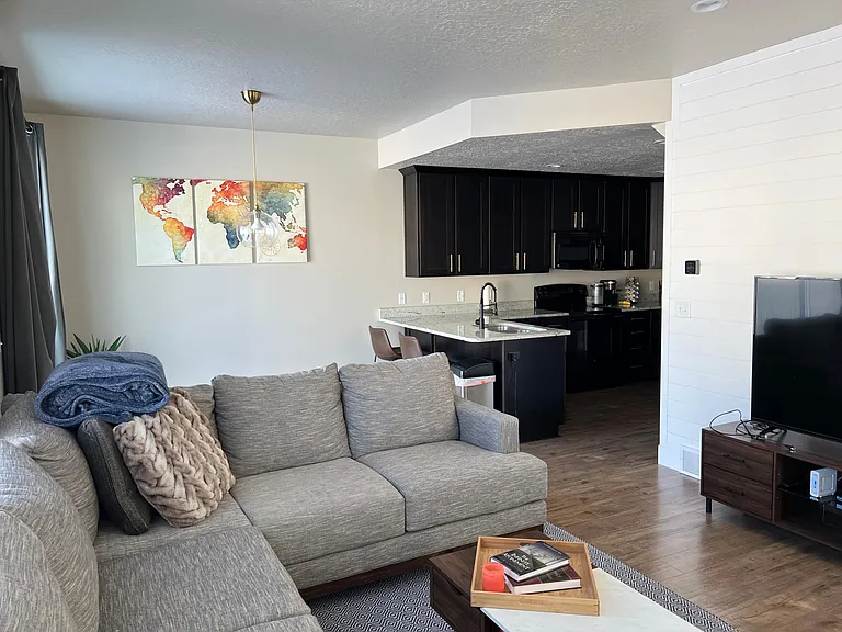 3208 W Prairie Grass Dr N — Photo 5