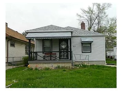 2019 N Harding St photo 1