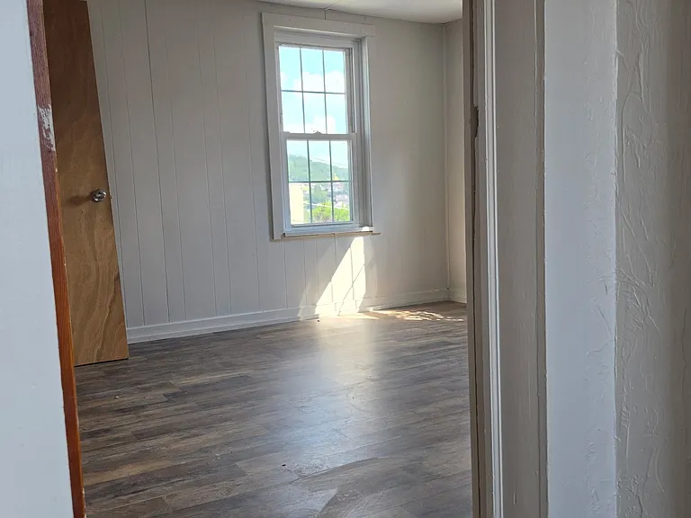 1402 Chestnut Ave — Photo 8