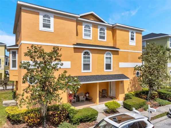 456 Bayou Village Dr, Tarpon Springs, FL 34689