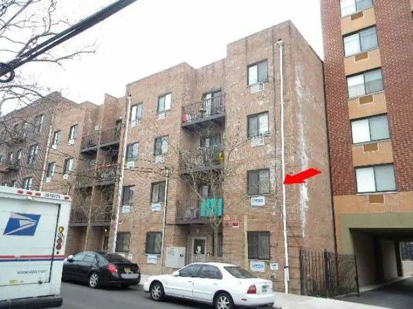 724 E 221st St APT 2A, Bronx, NY 10467