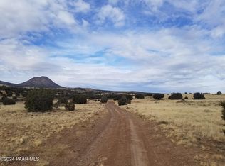 47 N Mile High Rd, Ash Fork, AZ 86320