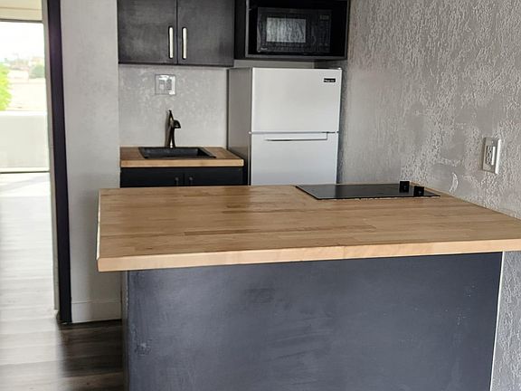 4th image of 5251 S Julian Dr #288