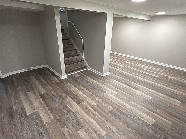 16314 Scottsdale Blvd — Photo 10