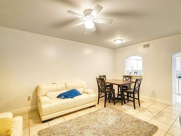 3rd image of 4172 Castilla Cir APT 106