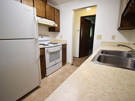 5th image of 4450 SW 96th Ave #A-b-8