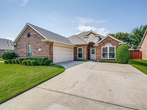 2nd image of 9704 Havenway Dr