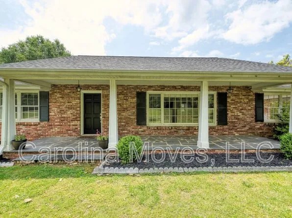 1881 Fernwood Glendale Rd, Spartanburg, SC 29307