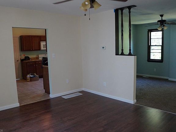 4th image of 425 Thayer Ave