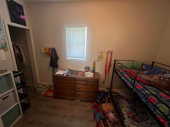 4th image of 4206-08 N Sacramento Ave #4208-CH2