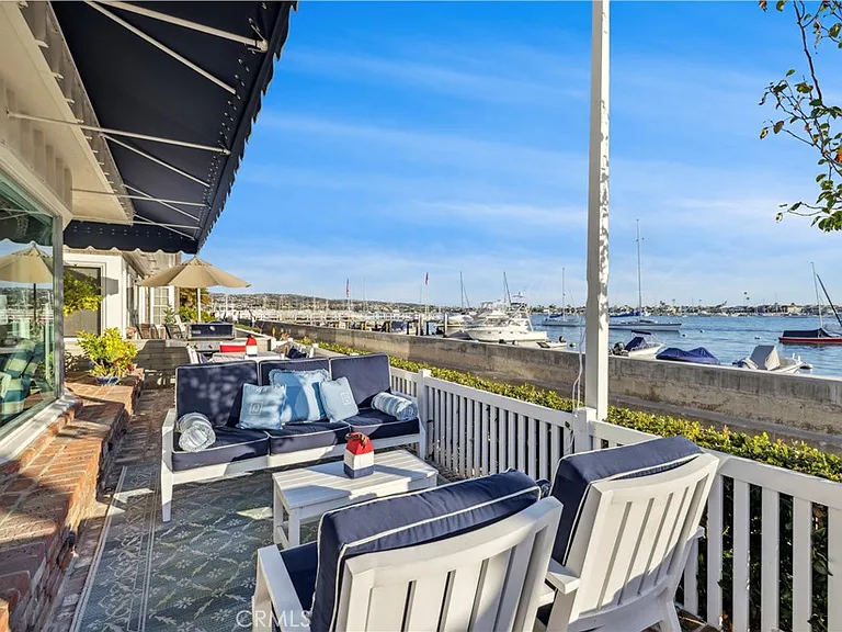 700 S Bay Front — Photo 4