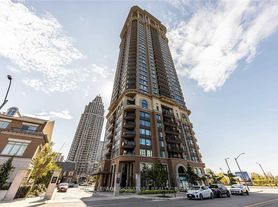 385 Prince Of Wales Dr