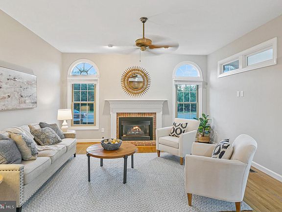 3rd image of 8501 Century Oak Ct