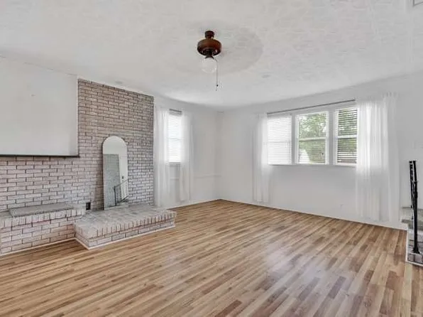 (undisclosed Address), Harrisburg, NC 28075