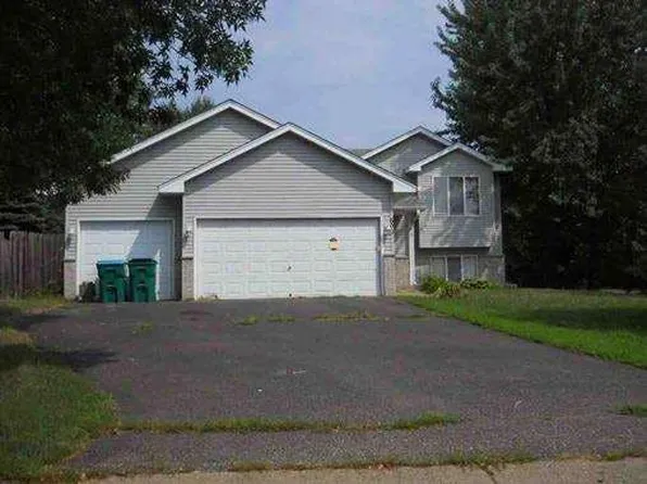 506 Birch St SW, Isanti, MN 55040