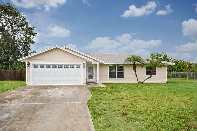 1st image of 4625 SW Wade Dr