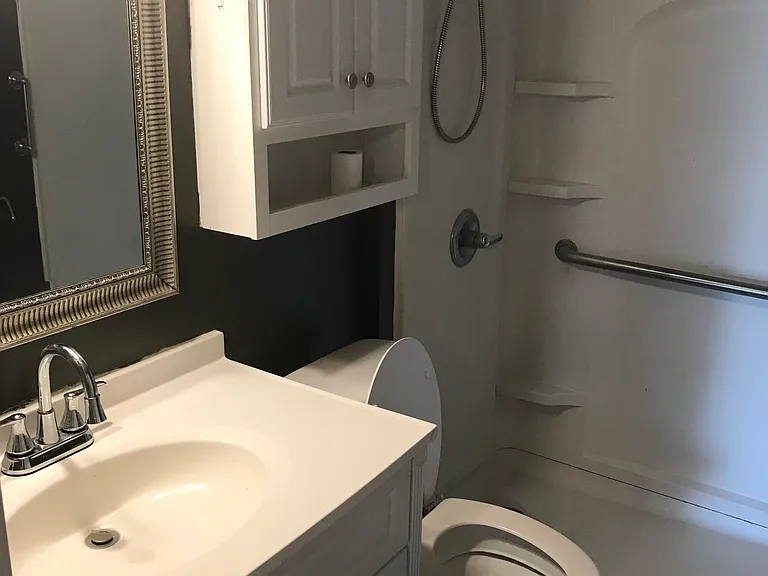 51 Pelham Hts — Photo 7