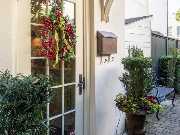 40 1/2 State St, Charleston, SC 29401