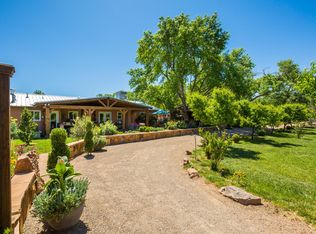 8533 Rio Grande Blvd NW, Los Ranchos De Albuquerque, NM 87114