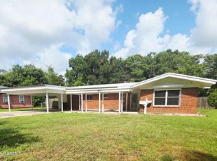 807 Victory Dr, New Iberia, LA 70563